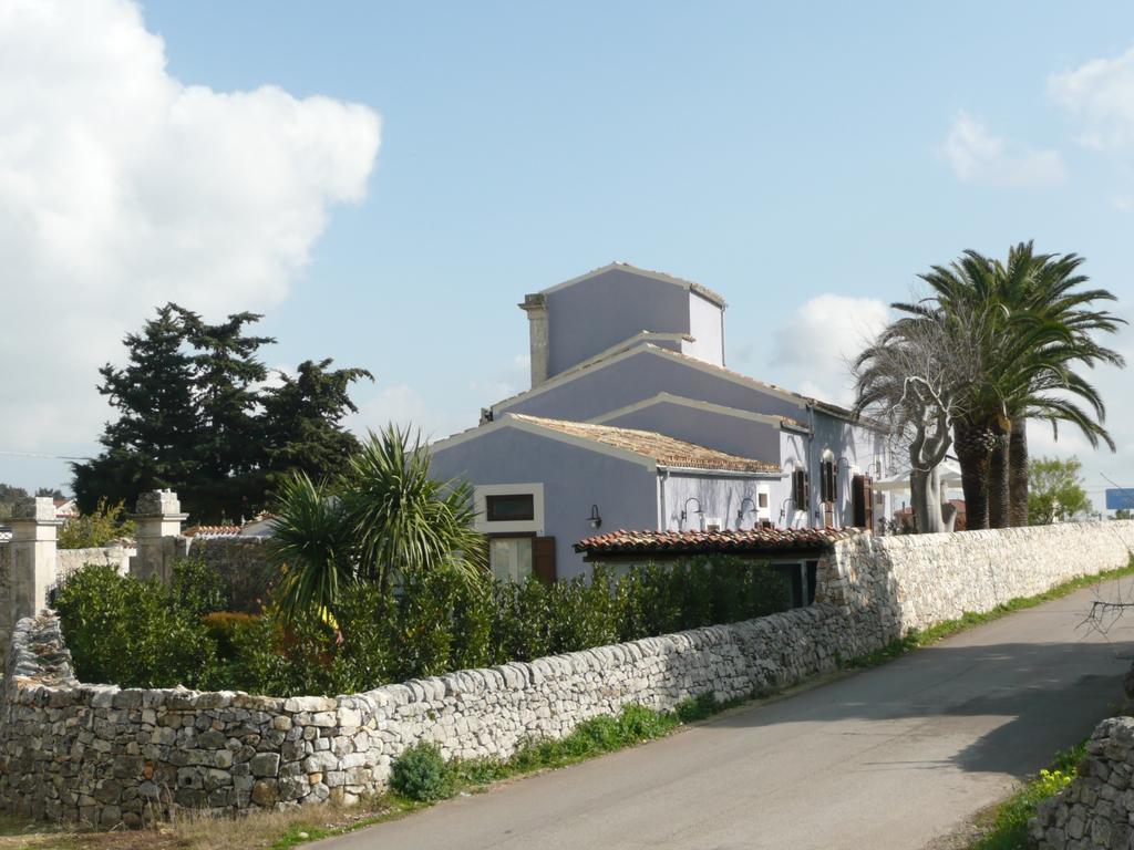 Casa Ciomod Hotel Modica Bagian luar foto